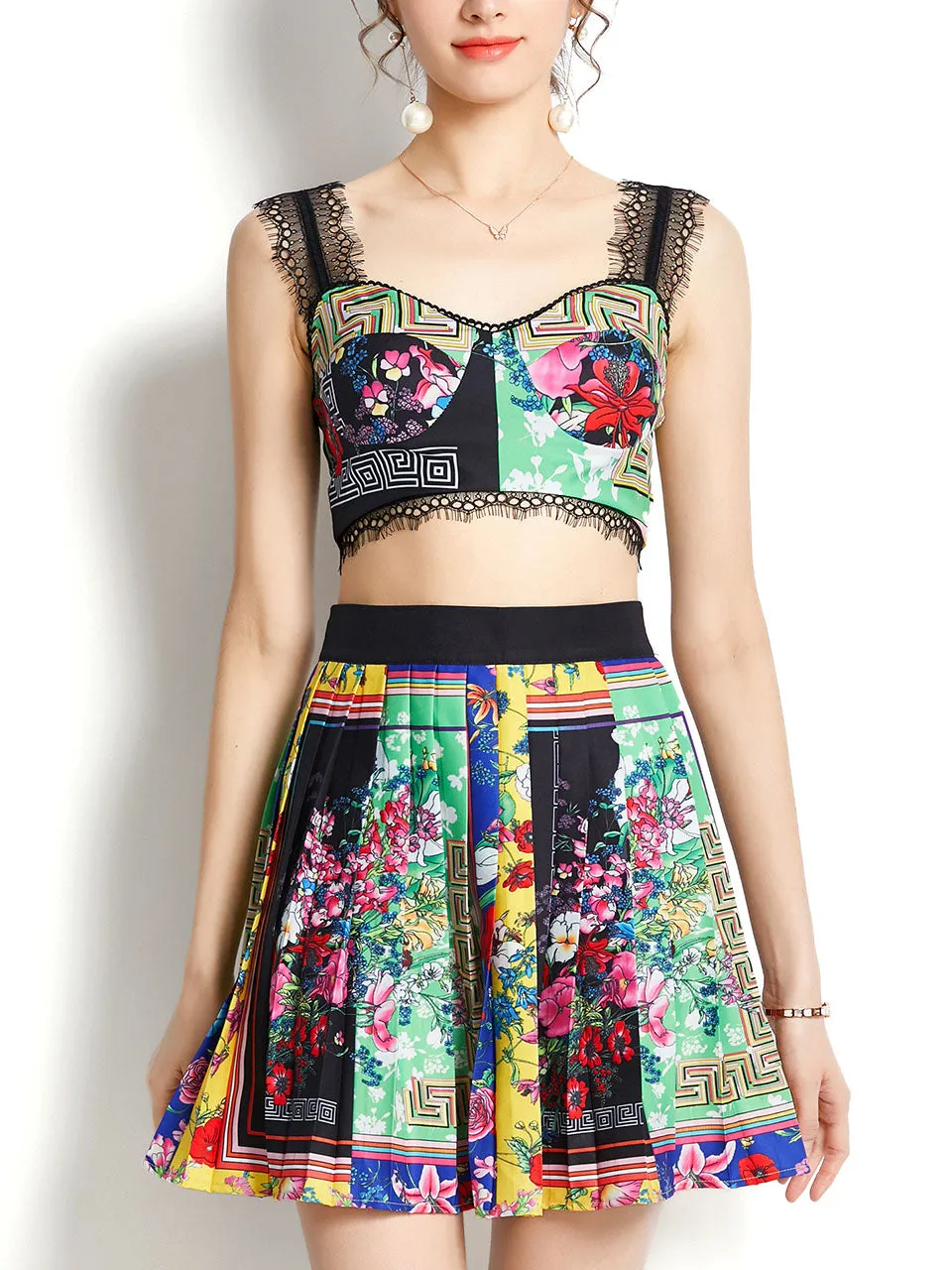 2PS White Lace Strap Sleeveless Top And Floral Print Pleated Mini Skirt Set