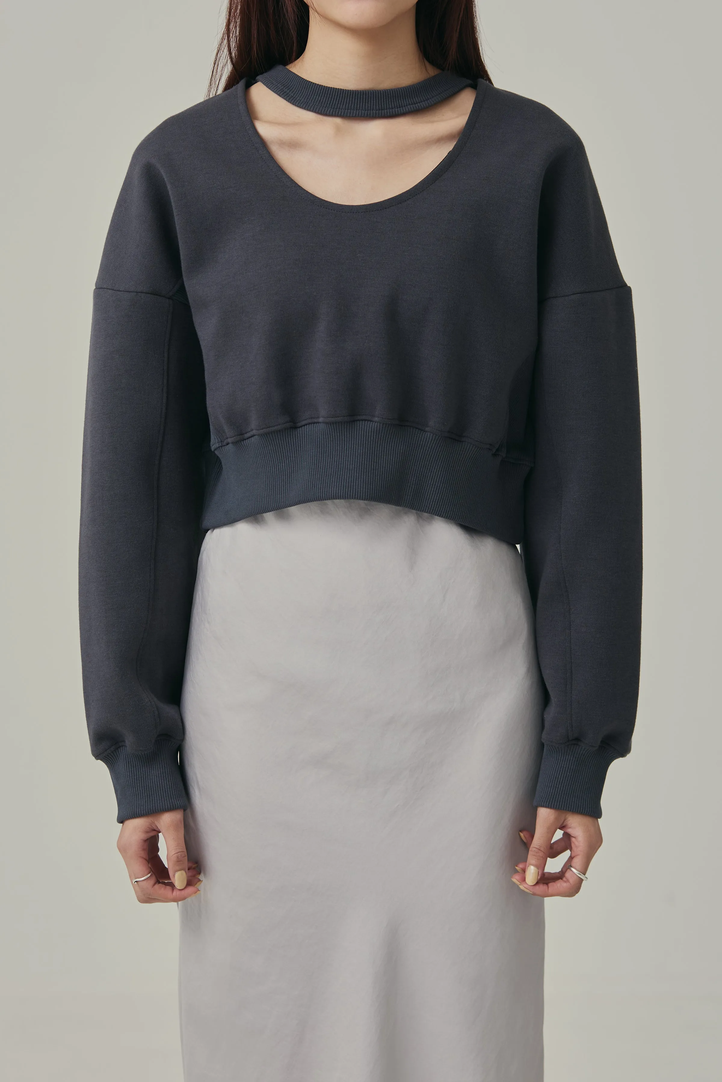 cropped sweat pullover
